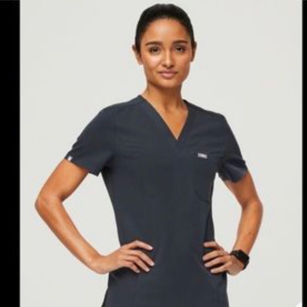 Figs Catarina Scrub top, Night Sky, NWT